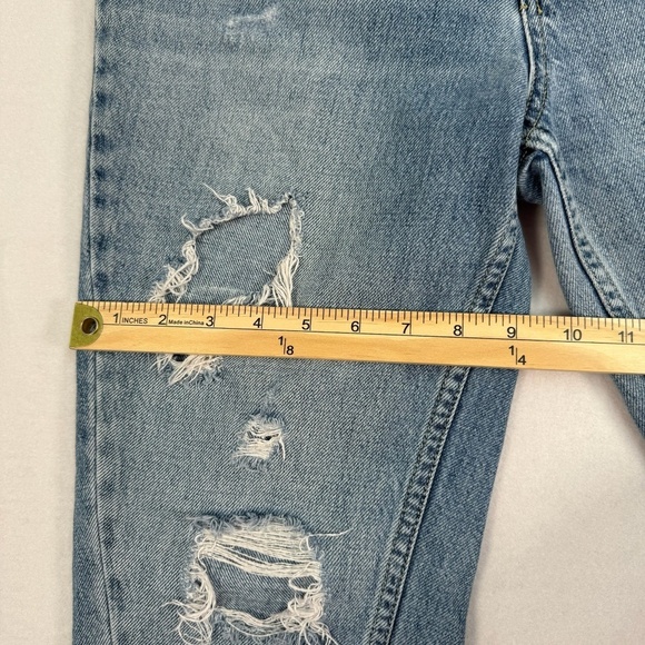 BDG Slim Boyfriend Jeans Womens Size 27 Mid Rise Medium Wash Distressed - Picture 11 of 15